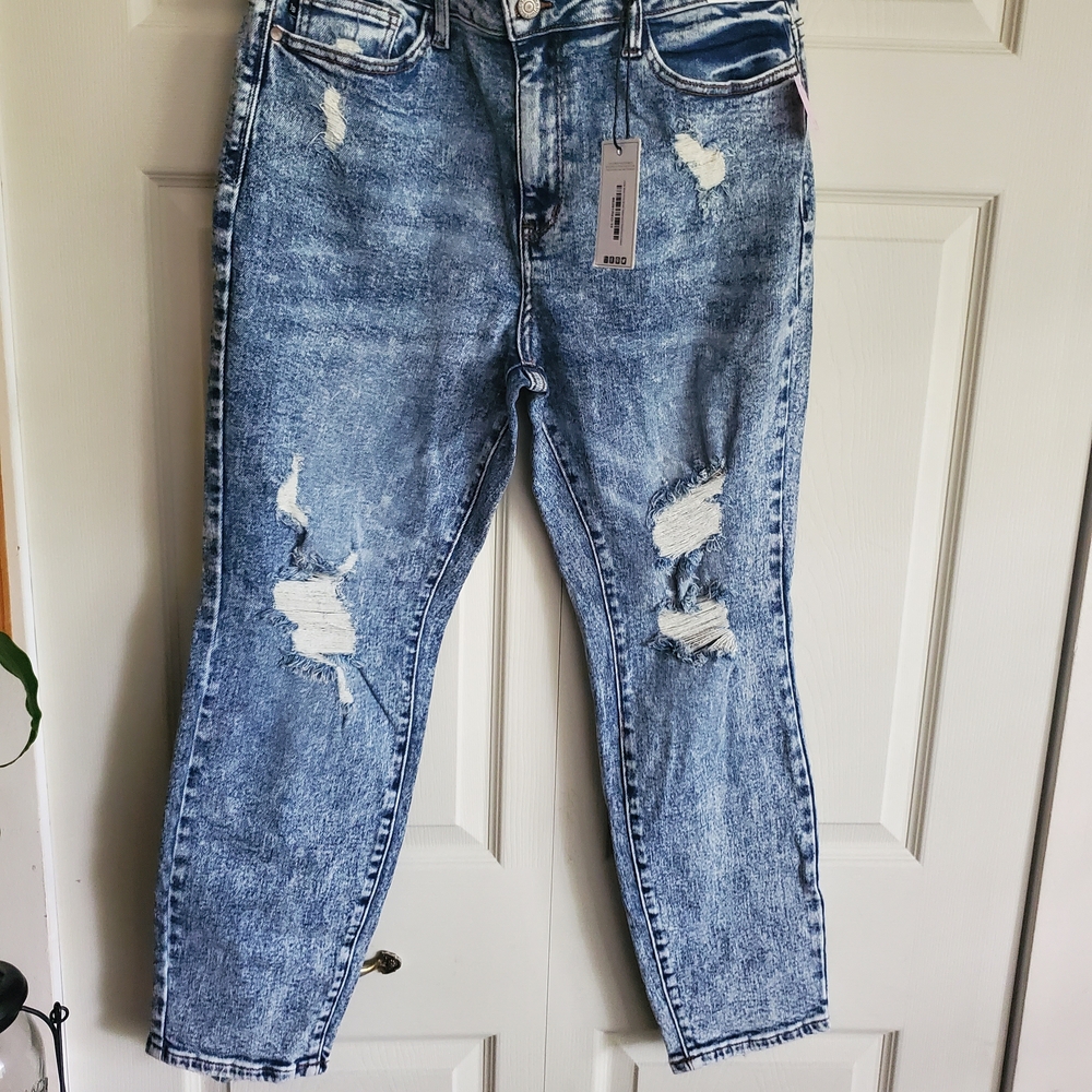 Judy Blue Distressed Boyfriend Fit Blue Jeans Size 15/32